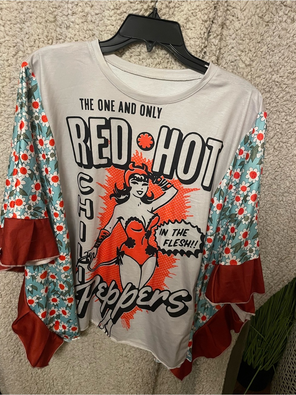 Red Hot Peppers Graphic Women’s Top - White & Red Floral Sleeves #Flowy #fun